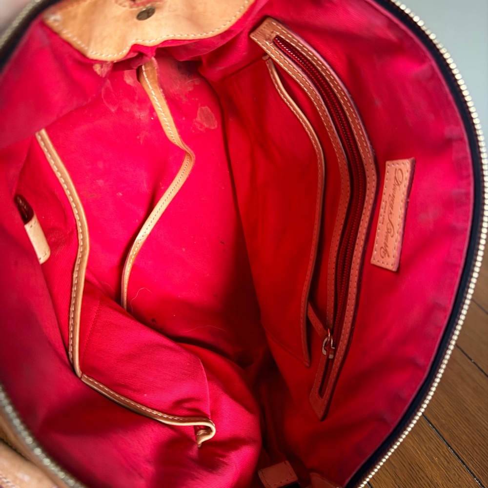 Dooney & Bourke Black Quilted Leather Handbag - Picture 4 of 5